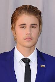 Haircut by alejo from infamous barbershop, argentina (produced for. Just Bieber Hair Evolution Of His Looks Over The Years