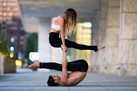 Yoga Challenge Partner Easy Yoga Couple Challenge Partner Acro Yoga Yoga Friends Partner Yoga Challenge Y Couples Yoga Yoga Poses Advanced Couples Yoga Poses