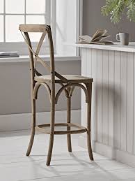 This stool features a foot rest, ensuring a more ergonomic design and promoting good alignment. Pin On Peper Harow