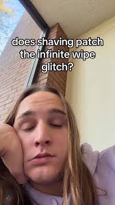 the screen smells good no? #shaving #brainrot #viral #meme #fragrance