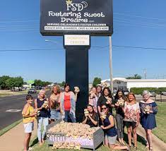 Hours may change under current circumstances Oklahoma Florist Delivers Smiles To Foster Children Safnow Org