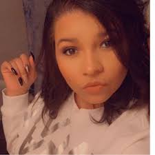 Who is the “eee” to your “uhh”? #friendship #friendshipgoals #bestfriends  #besties #friendshiphumor #duo