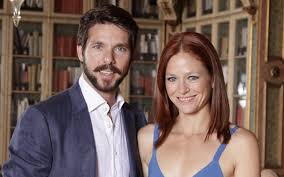 Jorge corrula (born 16 march 1978) is a portuguese actor and fashion model. Jorge Corrula Mostra Barrigao De Paula Lobo Antunes Alguem Vai Levar Pontapes Nova Gente