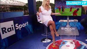 Paola Ferrari Mix Cosce Compilation Euro 2016 Topvipsitalia