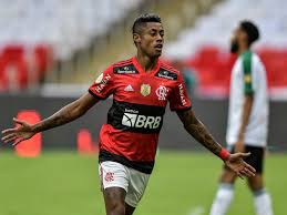Jogo da taça libertadores da américa 2021 entre flamengo e defensa y justicia será disputado hoje e terá transmissão ao vivo. Flamengo Repete Time Ofensivo Para Encarar O Bragantino Veja A Escalacao 19 06 2021 Uol Esporte