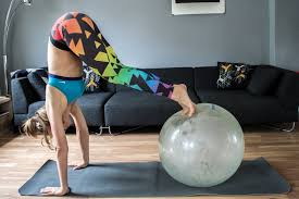 Schaut rein, probiert es zuhause aus und haltet euch wieder fit! Fitnessgerate Fur Zuhause Trainingsgerate Fur Bauch Beine Po