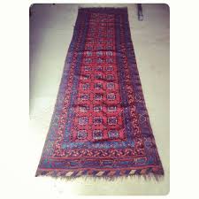 For Sale Old Carpet Size 80x190 Price 15 Bd 2 Qty للبيع سجاد موديل كلاسك قديم مقاس 80x190 السعر 15 Bd العدد 2 Tel Bohemian Rug Rugs Home Decor