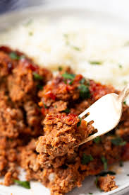And while it's an overall simple dish to make, there are a few things—like cook time—that can trip up home cooks. A 4 Pound Meatloaf At 200 How Long Can To Cook How Long To Cook Meatloaf And More Tips For Cooking Cook Time Varies Depending On The Shape Of The Meatloaf