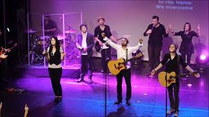 Hillsong Paris Easter Praise And Worship Service From 2011 Hillsong Ceilidh Band Hillsong Church