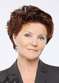 Born 3 june 1955) is a polish lawyer and charity activist who was first lady of poland between 1995 and 2005, as the wife of the then president aleksander kwaśniewski. Jolanta Kwasniewska Ma Nowa Fryzure Zegnaj Brazie Witaj Ognista Czerwieni