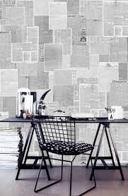 decoreer je muur met oude tijdschriften en kranten kranten muur muur decoreren