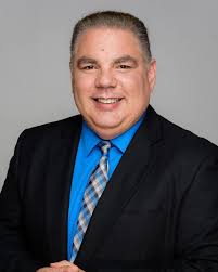 Esta noche estuve reunido con el...