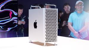 Apple S 1 000 Screen Stand Isn T A Rip Off It S A Missed Opportunity Business Insider