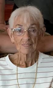 Irene Leach's Instagram, Twitter & Facebook