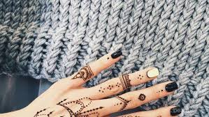 Kendi mungkin terlihat kecil dan sederhana. 5 Tips And Trik Merawat Henna Agar Tahan Lama