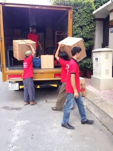 Chuyển nhà toàn quốc: Những điều cần biết khi vận chuyển đồ đạc đường dài