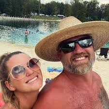 You said “just be yourself” 🤷🏼‍♀️ #bestfriends #bestie #friendship  #friendsmemes #sisterhood #friendshipgoals