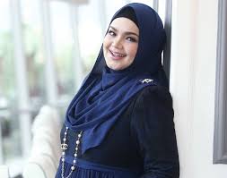 Liriknya lagu siti nurhaliza belum tersedia, kami akan memperbarui liriknya sesegera mungkin, anda juga dapat berkontribusi lirik lagu siti nurhaliza untuk kami di bagian komentar dari lagu tersebut. Siti Ada Lagu Istimewa Buat Anak