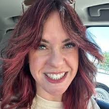 Michelle Lasiter's Instagram, Twitter & Facebook