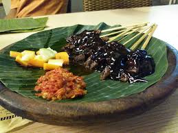 Alle 86 fotos, die von 789 besuchern bei restoran nsm nasi daun pisang aufgenommen wurden, anzeigen. Alas Daun Bandung Ulasan Restoran Tripadvisor