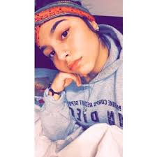 Danielle Benitez (@__danielle97)