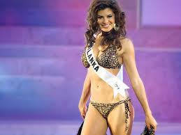 23 Jacqueline Fernandez Hot Pics Sexy Bikini Images You Can T Miss Jacqueline fernandez recently did a photoshoot and in the shoot she looked super fresh and vibrant in this beautiful yellow outfit.