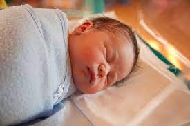 Manakala waktu siang, mummy boleh gayakan baby dengan rompers atau. Kenali Berbagai Perkembangan Bayi Baru Lahir Alodokter