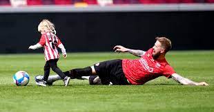 Pontus jansson (born february 13, 1991) is famous for being soccer player. Watch Pontus Jansson Thanks Leeds And Bielsa After Brentford S Playoff Win Planet Football