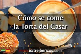 Hoy les traemos una noticia publicada en el país, para explicar distintos errores que cometemos al comer queso. Torta Del Casar Como Comer Guia Para Abrir Comer Y Conservar