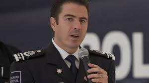Un juez federal ordenó la aprehensión de luis cárdenas palomino, ex director de seguridad regional de la policía federal, por su presunta responsabilidad en el delito de tortura. Ke1jhxaa9crdlm