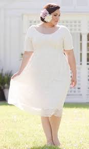 Pin By Kim Lee On Diana And Ishmael S Wedding Plus Size Wedding Dress Short Wedding Dresses Plus Size Short Wedding Dress