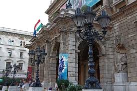 *** μάθετε ούγγρος όσο επισκέπτεστε την ουγγαρία*** όλες οι φράσεις και λέξεις σας παρουσιάζονται και σε φωνητική και σετην αυθεντική γραφή. Oyggaria Koryfaia Toyristika A3io8eata Kai A3io8eata Dromologia Mnhmeia Parka Drasthriothtes 2021