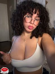 Ykjazlyn Nude Leaks Photo 4 - Fapexy!