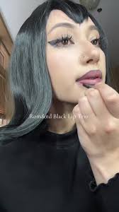Rom&nd Black Lip Trio for a Spooky Halloween Look