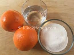 Potete caramellare le arance tagliate a fette sottili cuocendole con lo zucchero direttamente nella tortiera sul fuoco. Come Caramellare Le Fette Di Arancia Per Guarnire E Decorare Kikakitchen