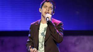 Though he lost to david cook, archuleta was a fan favorite throughout the season from the time he first auditioned at 16 years old singing waiting on the. D Yiu58k9 Uwmm