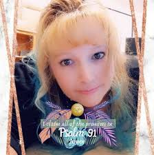 What is happening to the Vote Yes to the recall signs in Temecula?