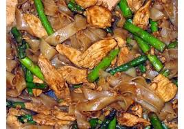 Thai Rice Noodles With Chicken And Asparagus Recipe Food Com Recipe Thai Rice Noodles Rice Noodles Spicy Recipes