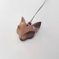 Wood Cat Necklace Wooden Animal Jewelry Scottish Geometric Etsy In 2021 Wooden Jewelery Wood Jewelery Animal Jewelry