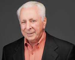 Russell Stein's Instagram, Twitter & Facebook