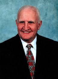 Robert Mabry's Instagram, Twitter & Facebook