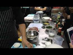 ว ธ การทำสเต กหม การห นเน อและการหม กซอส by chloe youtube อาหาร สเต ก