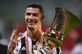 Finals are ronaldo's territory, and he has the lure of adding a first coppa italia medal will drive him on. Cristiano Ronaldo Juventus Players Celebrate Coppa Italia Final Win Uzomedia Tv