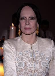 Mary Mcfadden's Instagram, Twitter & Facebook