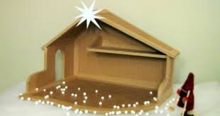 Tutoriel Creche De Noel En Carton Patron Offert Creche De Noel Deco Noel Fait Main Decor De Noel Bricolage