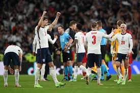 Harry kane's beaming smile could power a whole city right now. 2kqr6qvcb5t Bm