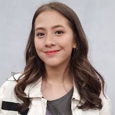 Meskipun belum terbukti kebenarannya, berbagai. Zara Adhisty Home Facebook