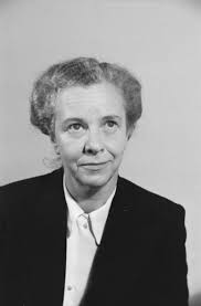 Szenenbilder aus der Ballett-Komödie "Drosselbart" von Albert Burkat mit  Musik von W. Hohensee, Inszenierung und Choreographie A. Peterka  (Bühnenbild H. Hennicke a. G., Kostüme M. Uhlig). Metropol-Theater Berlin,  Uraufführung [26].02.1959