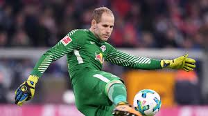 Just show up to do ok Gulacsi Fuhrungsspieler Im Hintergrund Zdfmediathek