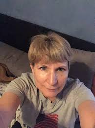 Who can do a girl's undercut and design in Shepherdsville?